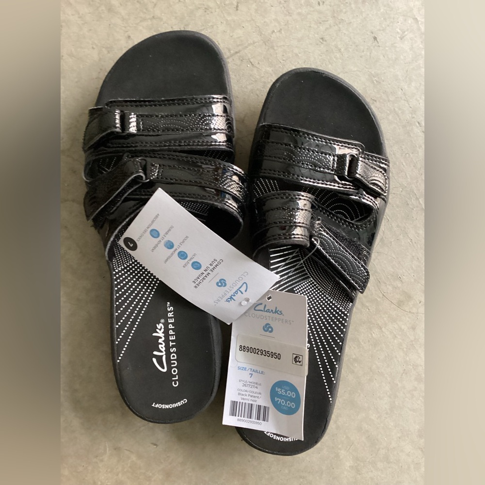 women clarks 7